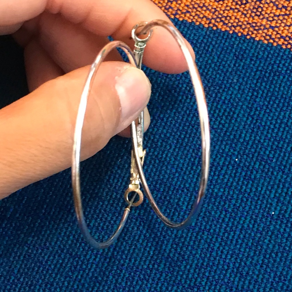 Silver hoops - Picture 4 of 4